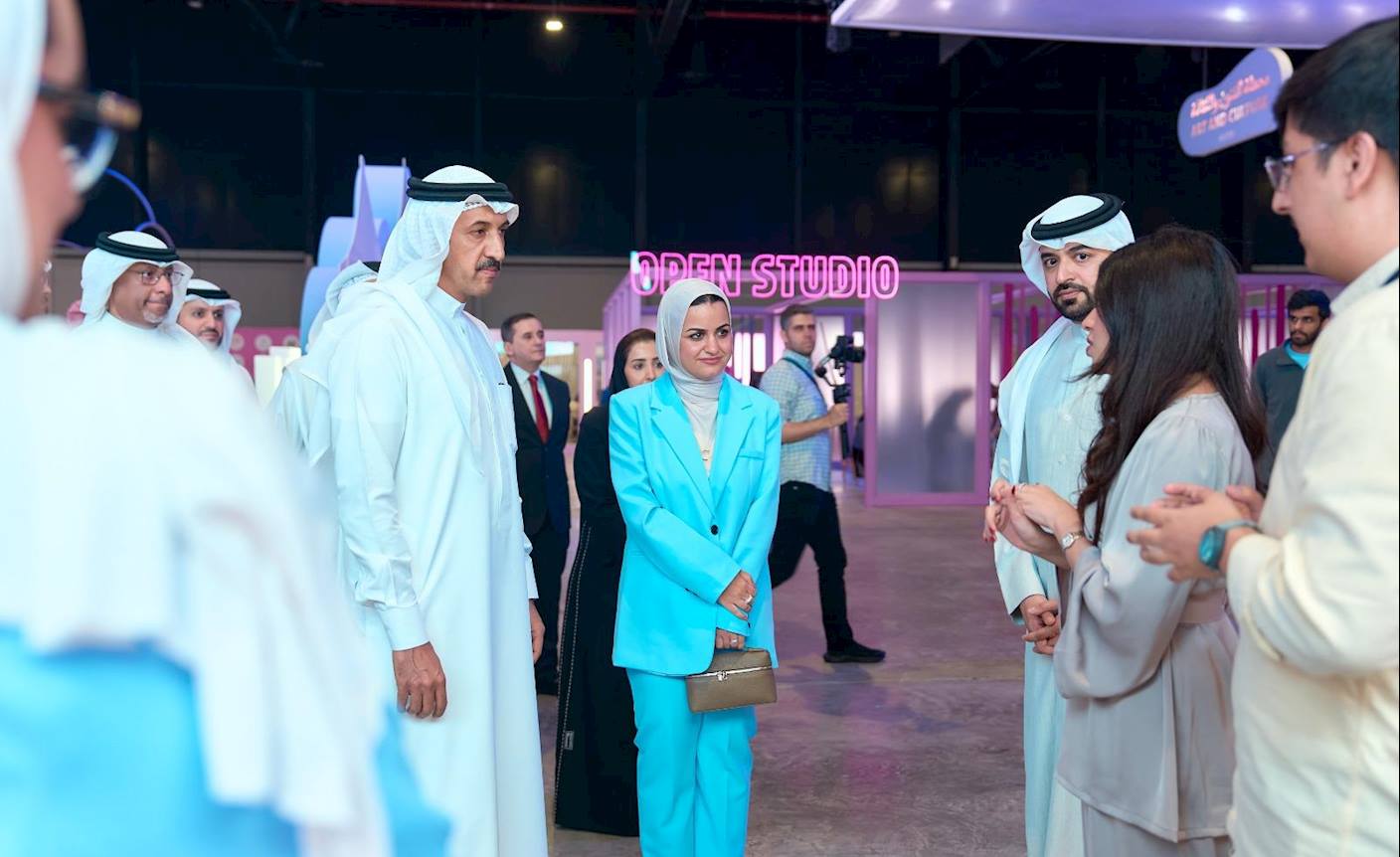 خلال زيارته لمدينة شباب 2030.. وزير المواصلات والاتصالات: رؤية جلالة الملك المعظم نبراس لمسيرة تمكين الشباب نحو مستقبل أكثر ازدهاراً واستدامة