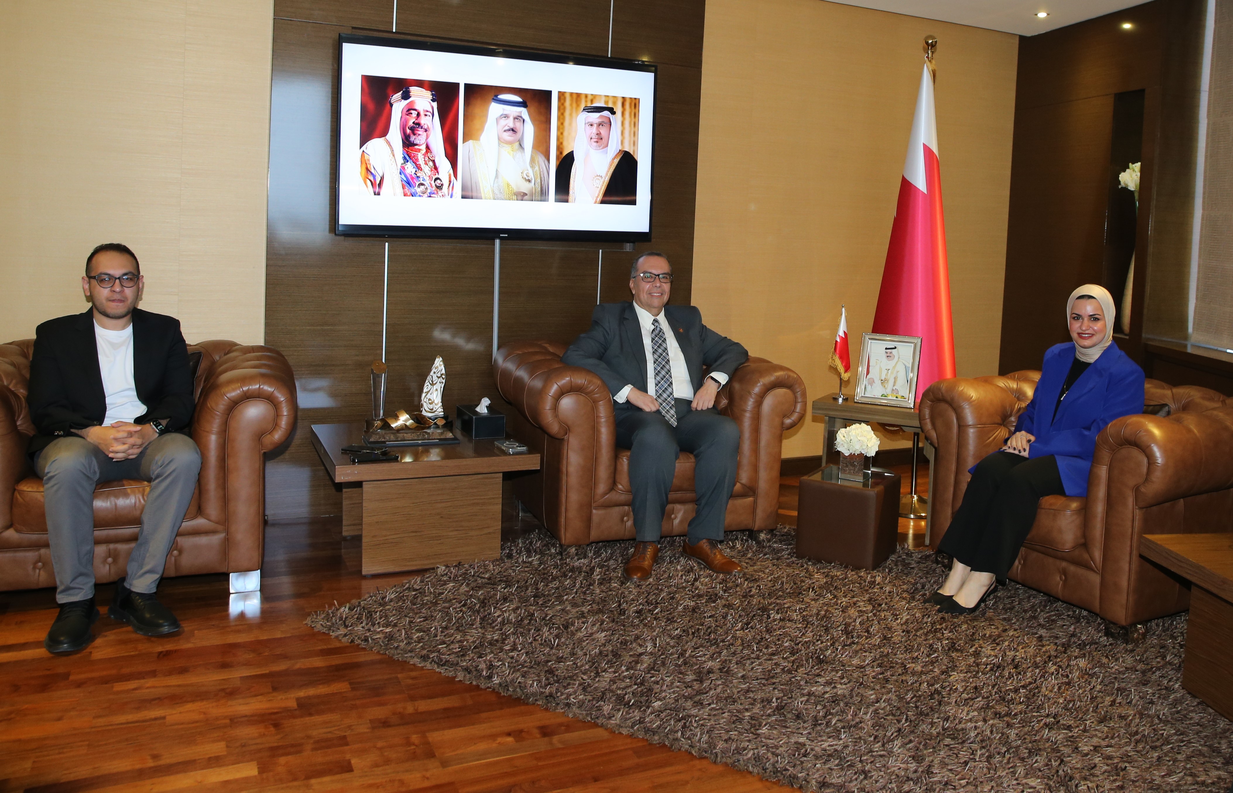 وزيرة شؤون الشباب تؤكد أهمية توسيع الشراكات الإقليمية لتدريب الشباب البحريني