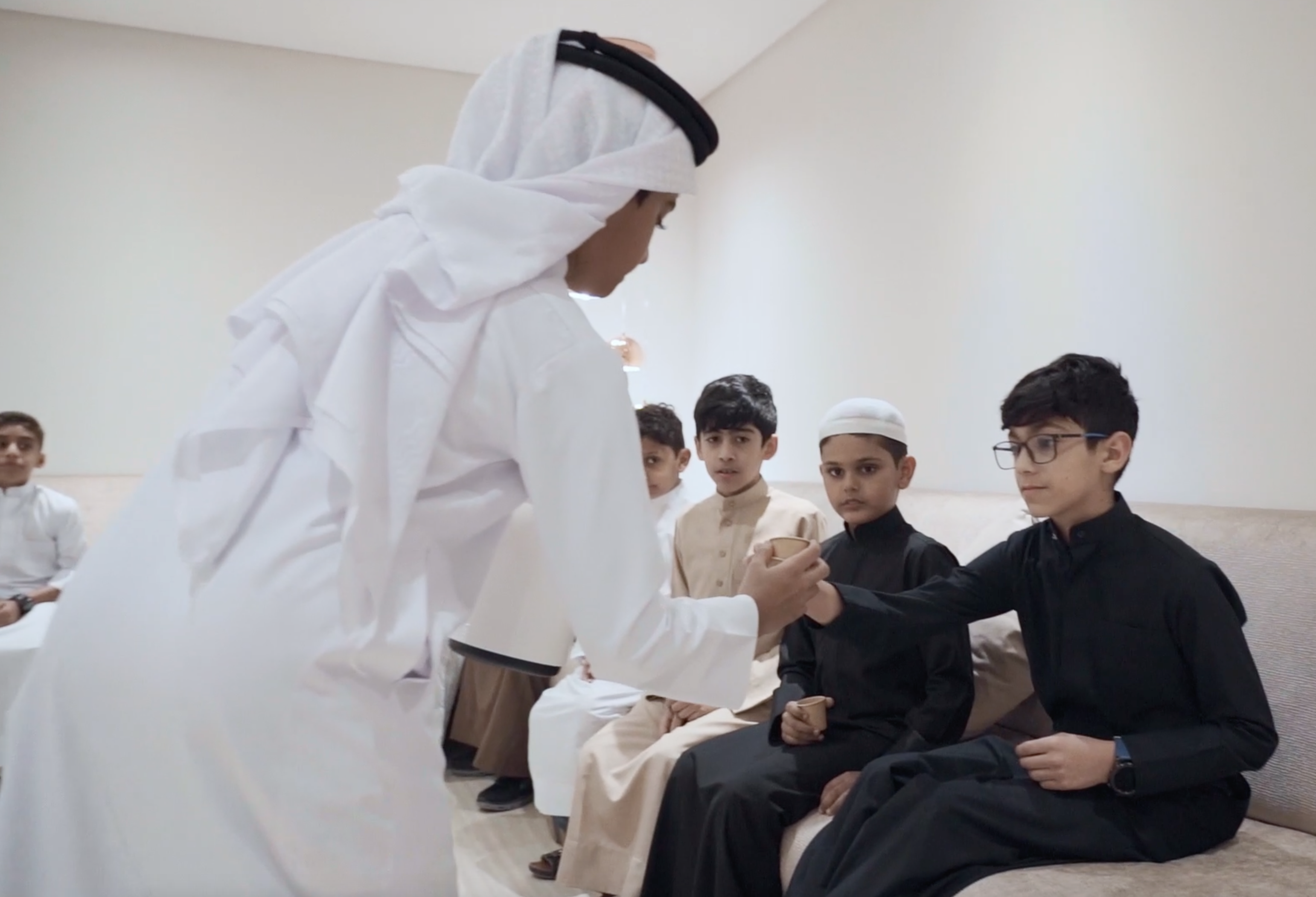 وزارة شؤون الشباب تواصل تقديم ورش ضمن مبادرة "عوايدنا"