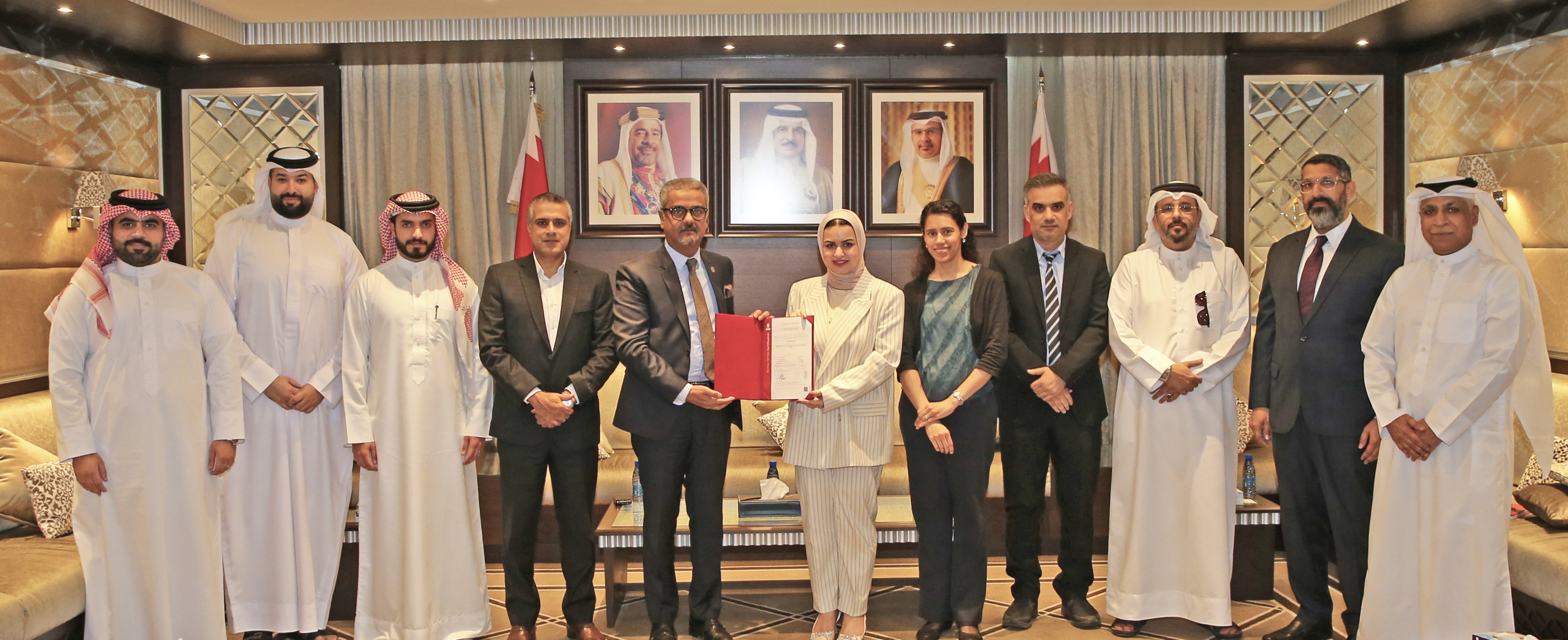 وزيرة شؤون الشباب: تطبيق أفضل الممارسات العالمية لتوفير بيئة عمل آمنة وصحية