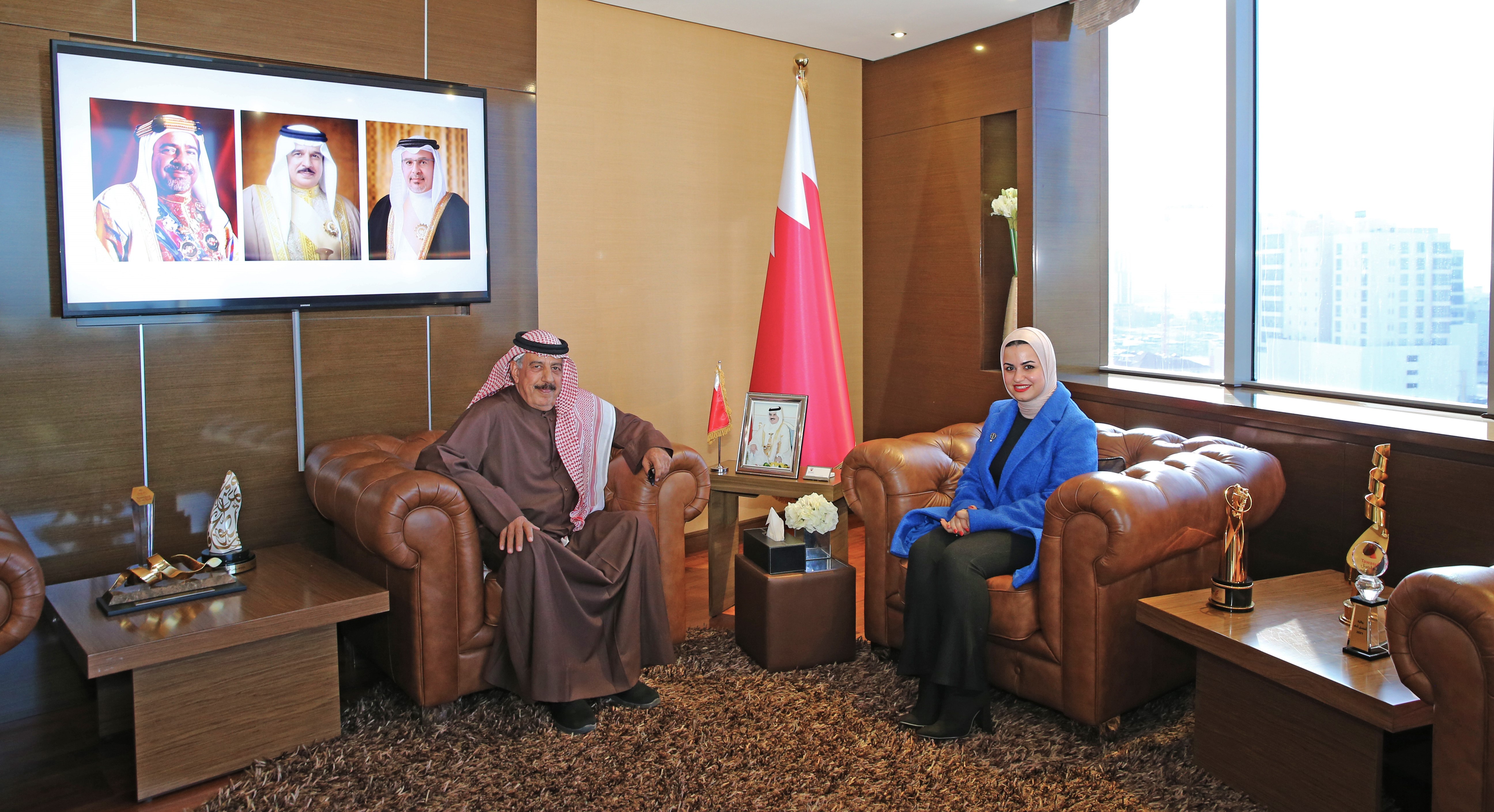 وزيرة شؤون الشباب تستقبل النائب نجيب الكواري