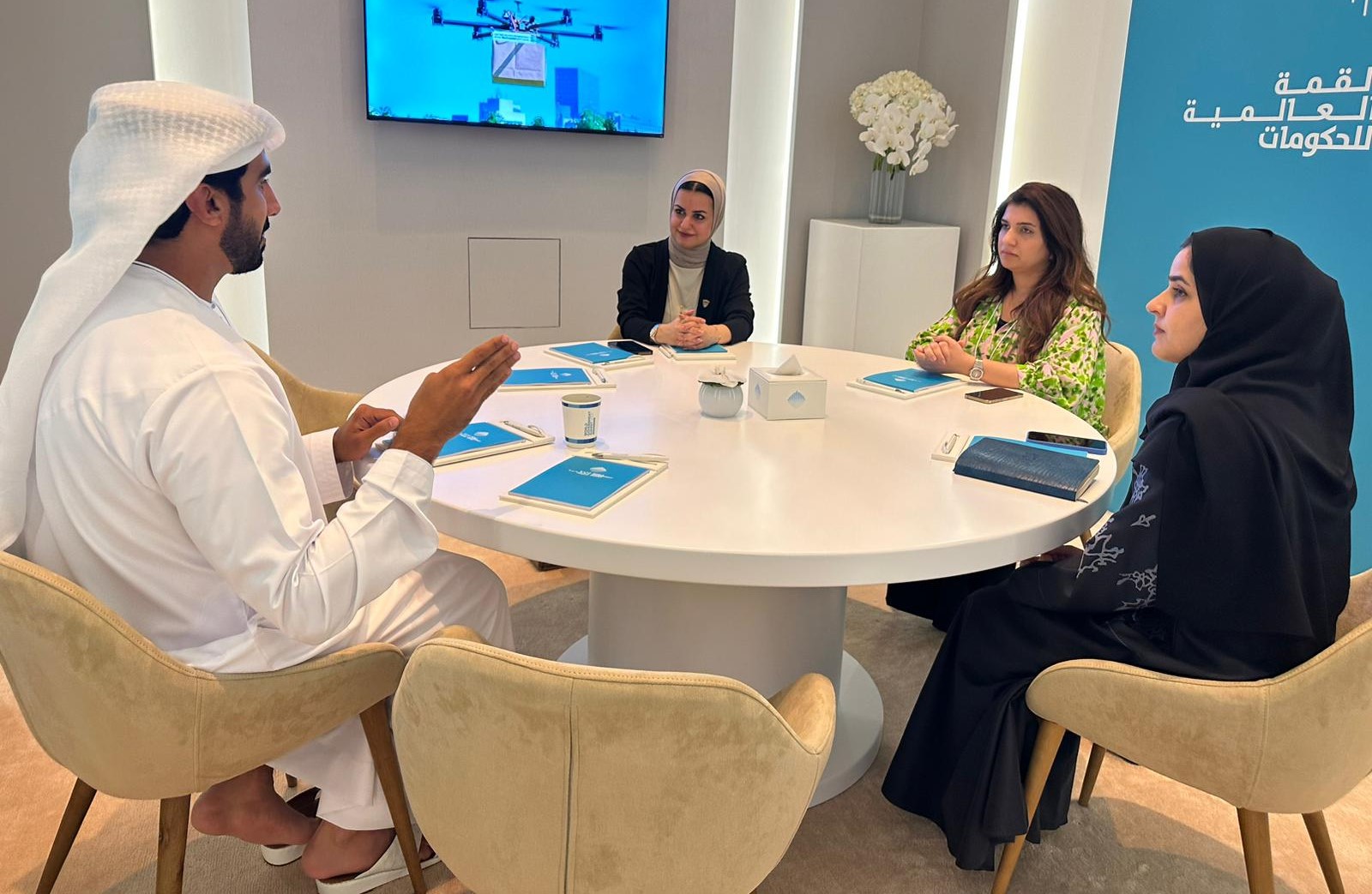 وزيرة شؤون الشباب تبحث التعاون الشبابي مع وكيل وزارة الثقافة والشباب الاماراتي