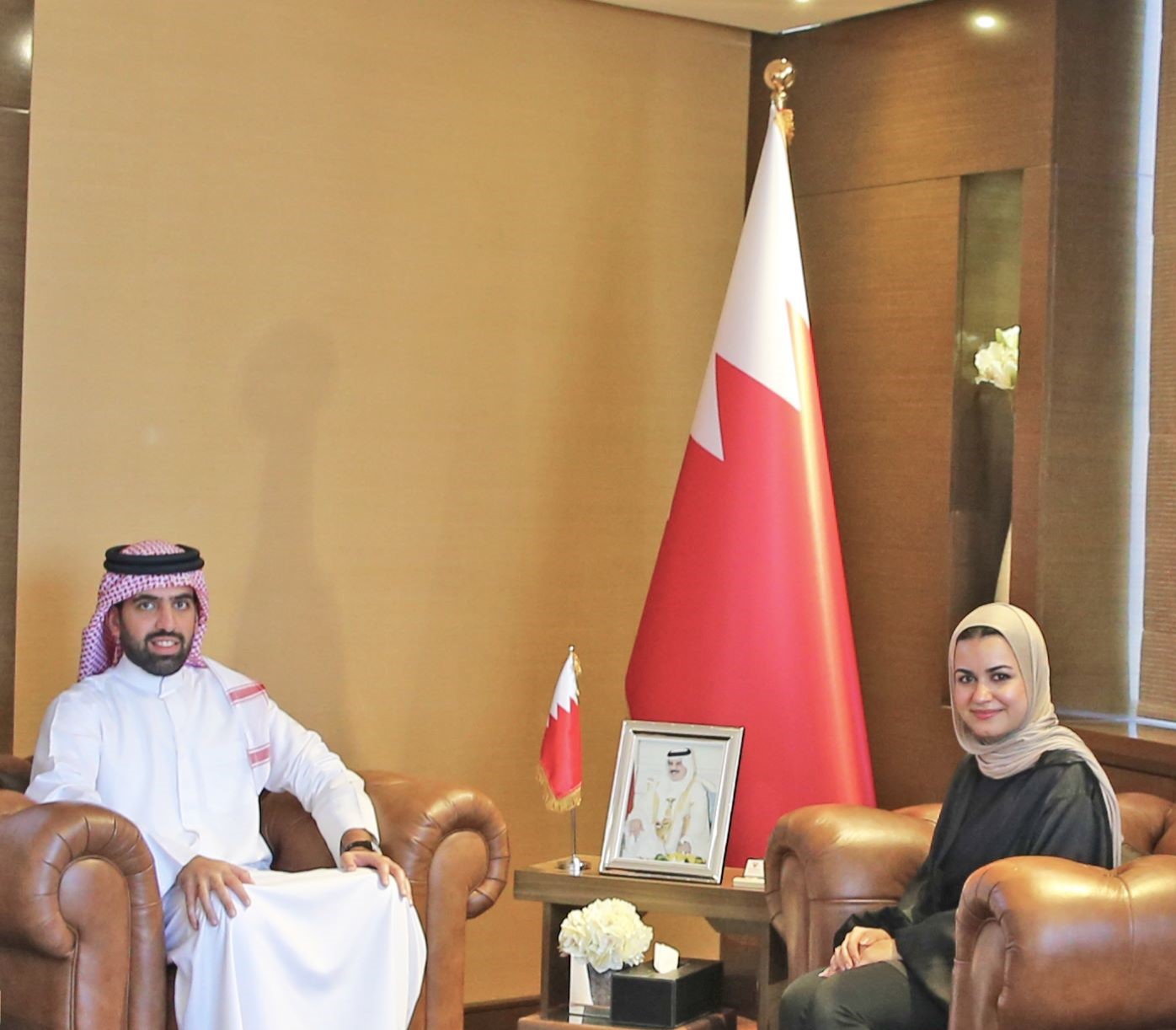 وزيرة شؤون الشباب تلتقي مدير الجهاز الإداري للصندوق الملكي لشهداء الواجب