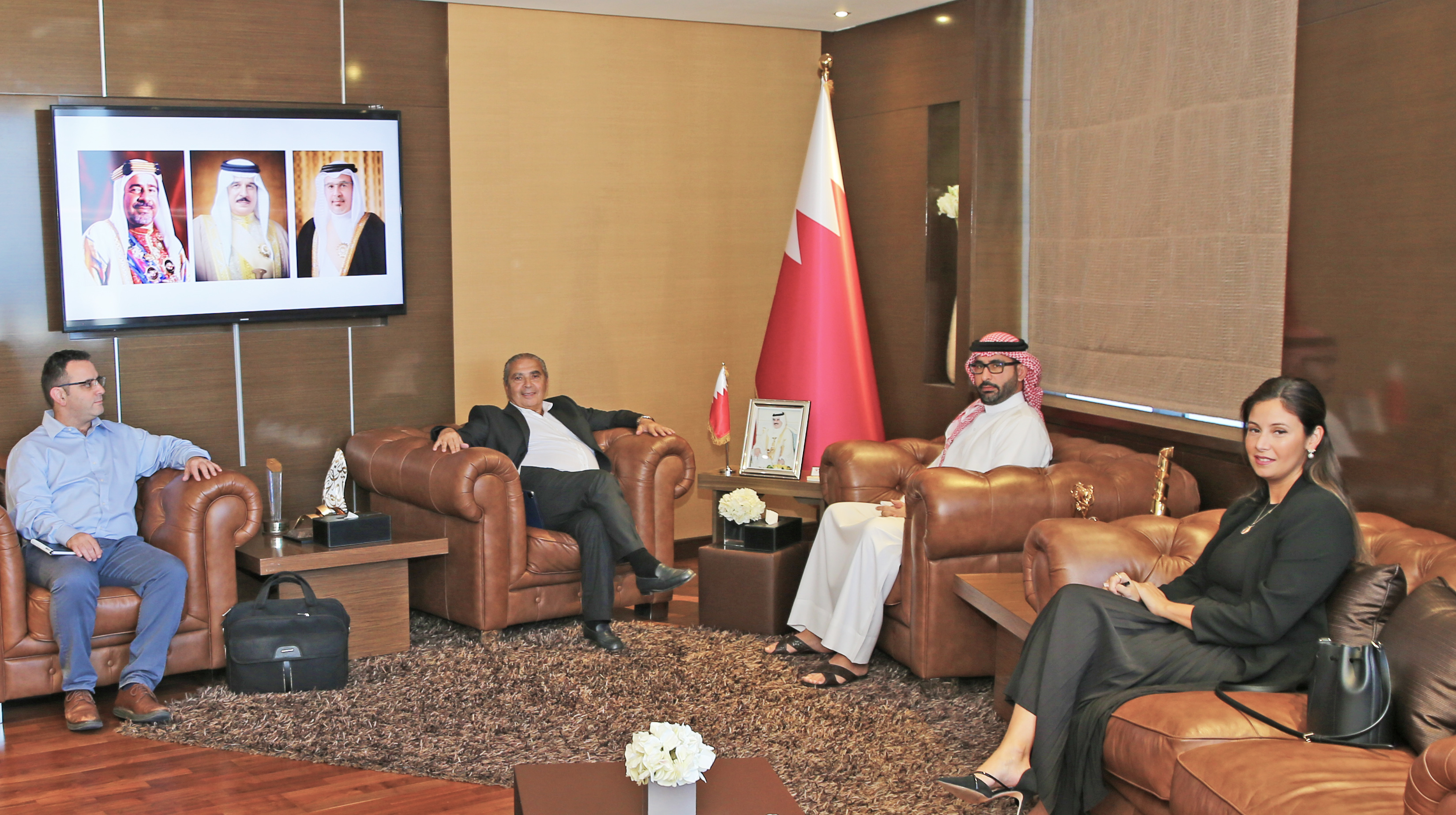 المؤيد يستقبل ممثلي شركة تاريا فينتك لتكنولوجيا المعلومات