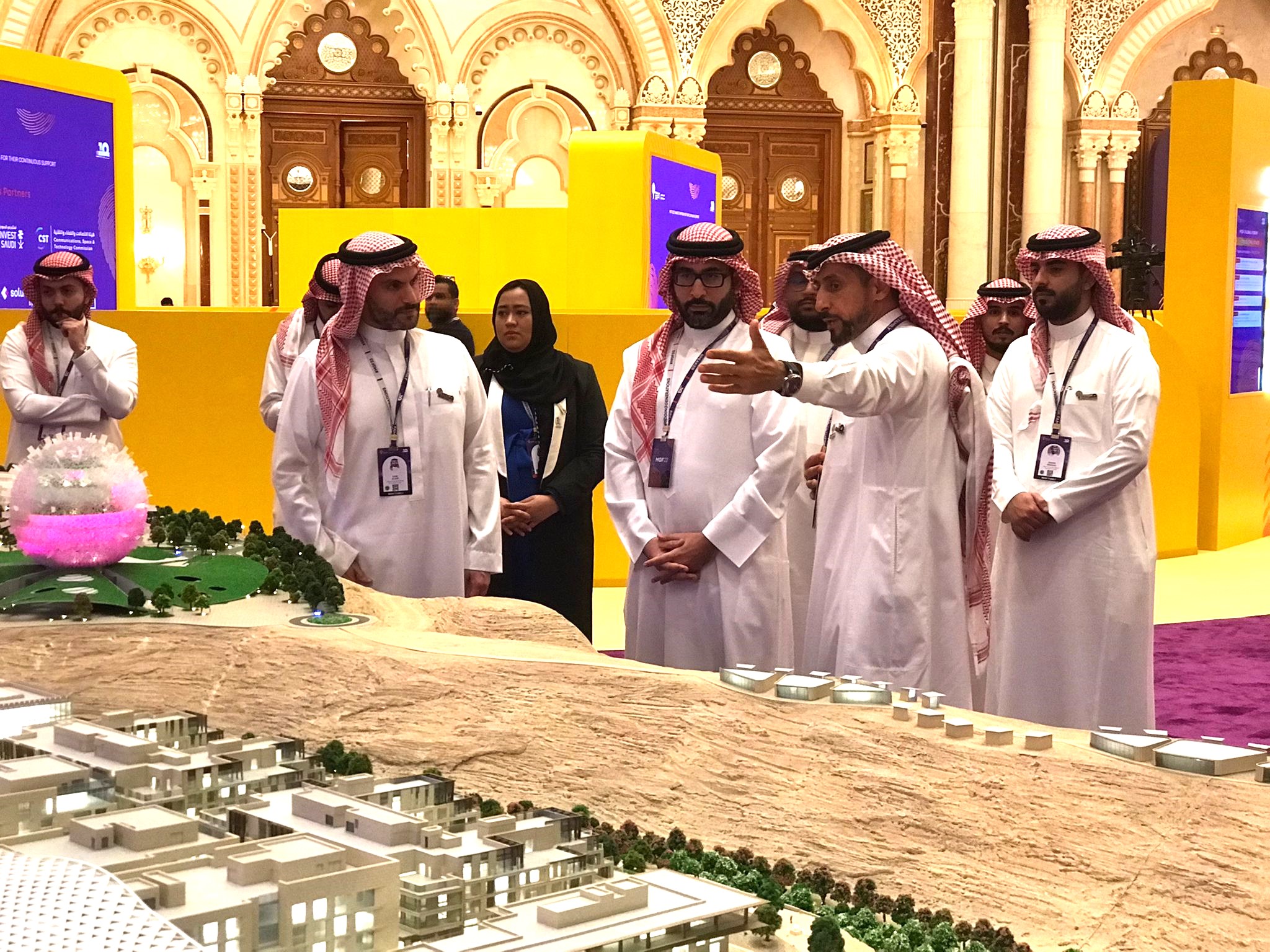 المؤيد يشارك في جلسات منتدى مسك العالمي ويشيد بمضامينه