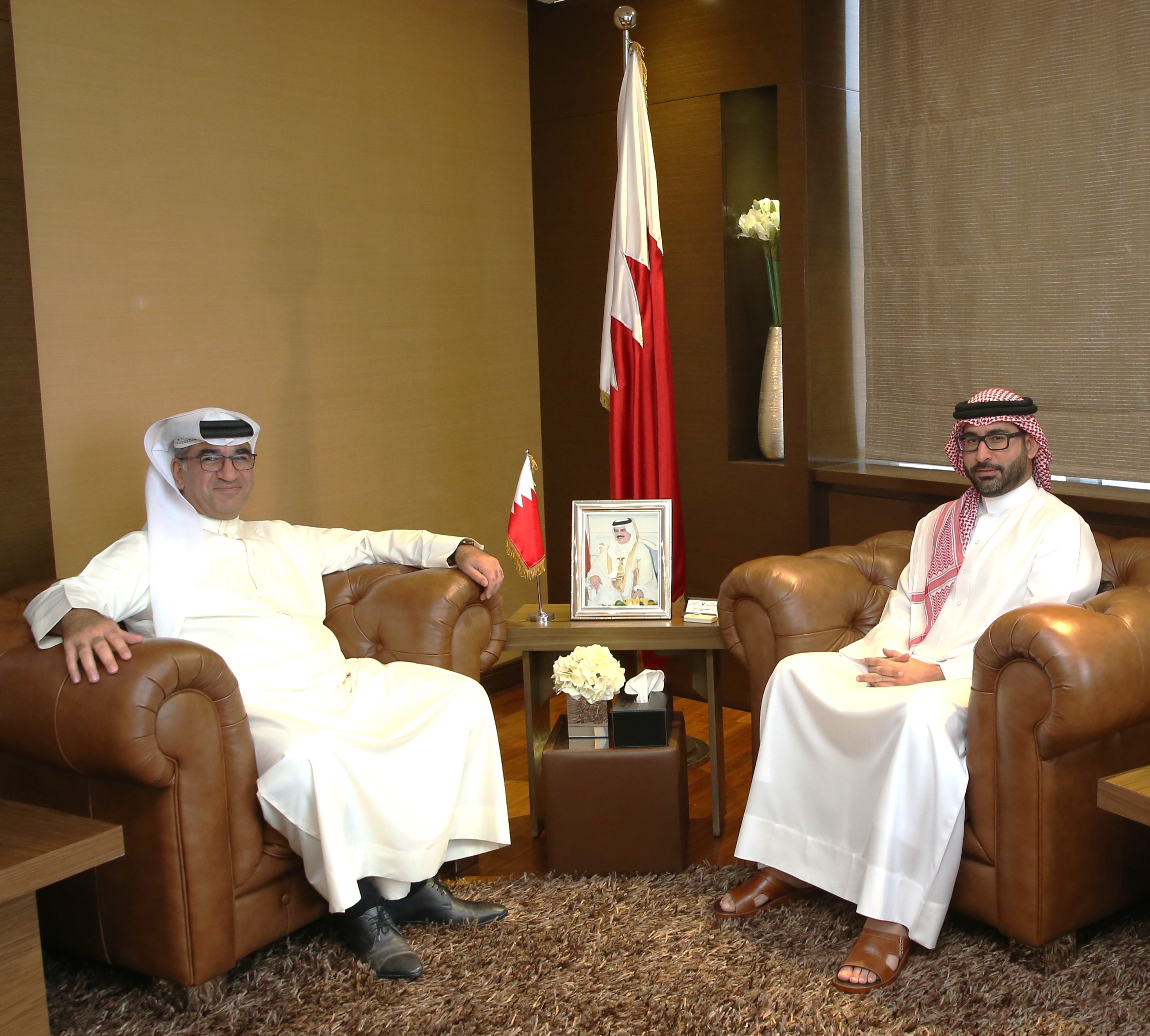 وزير شؤون الشباب والرياضة يستقبل رجل الأعمال سفيان المؤيد