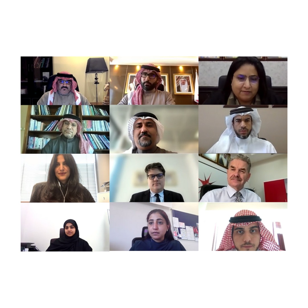 المؤيد يترأس اجتماع لجنة إعداد رؤية واستراتيجية تطوير التعليم والتدريب