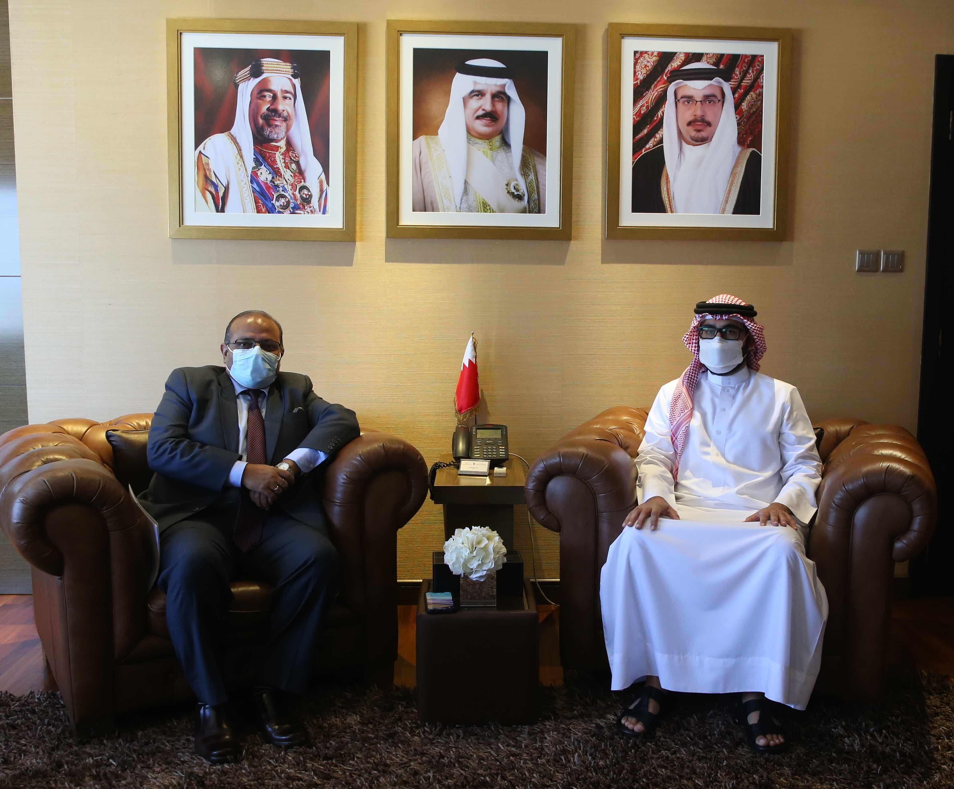 وزير الشباب والرياضة يستقبل السفير الهندي