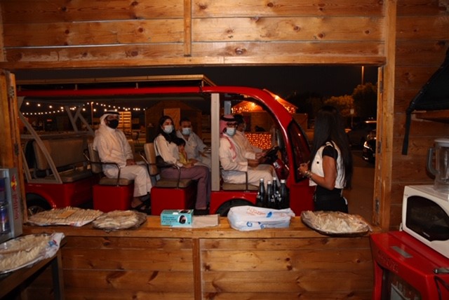 المؤيد يفتتح فعالية «Drive N’ Dine» ويؤكد أهمية تحفيز مشاريع الاطعمة الشبابية 