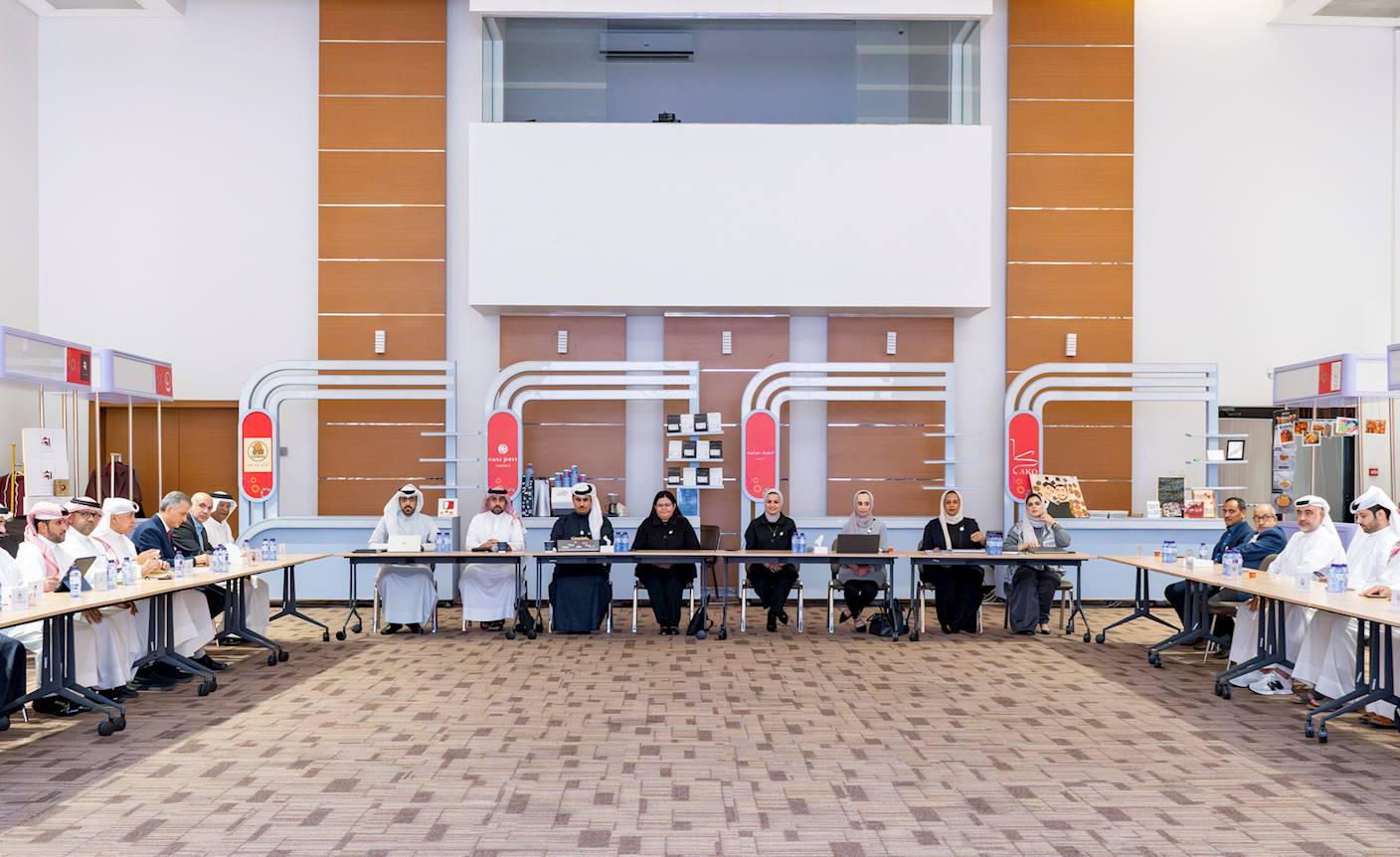 لدى ترؤسها الاجتماع الثاني للجنة التعاون بين وزارة شؤون الشباب ومراكز تمكين الشباب..  وزيرة شؤون الشباب تؤكد أهمية مواصلة تعزيز التكامل وتوحيد الجهود لدعم منظومة العمل الشبابي الوطني