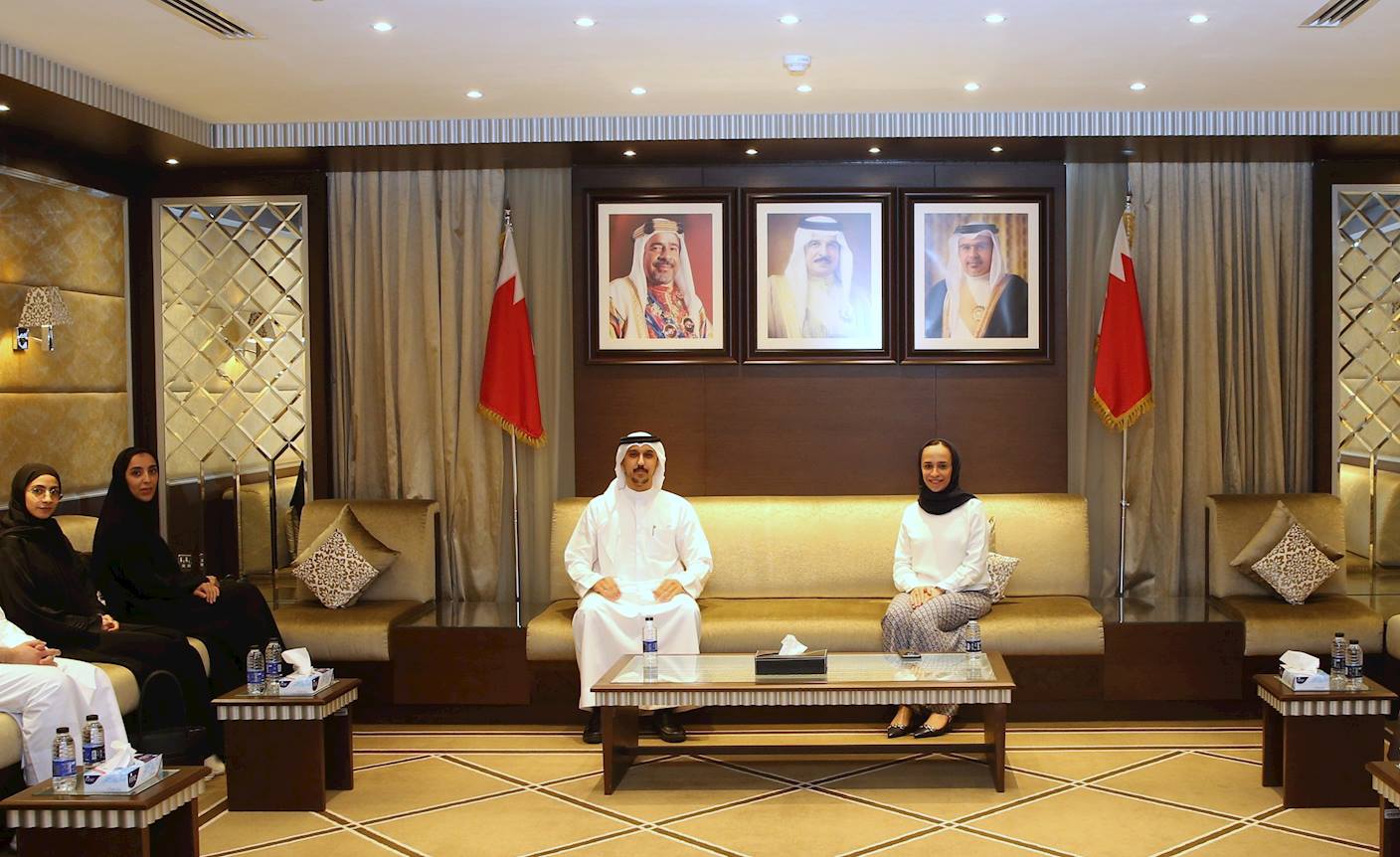 وزارة شؤون الشباب تبحث آفاق الشراكة مع A Academy لتنمية قدرات الشباب