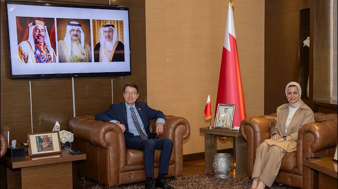 Youth Minister receives German Ambassador
