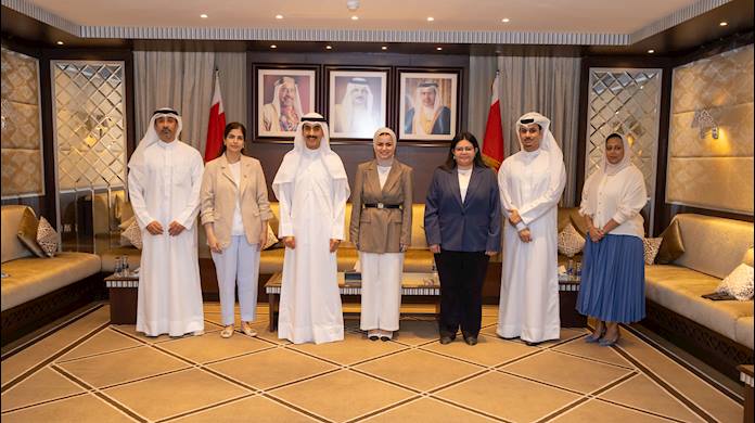 Youth Minister receives Kuwaiti Ambassador